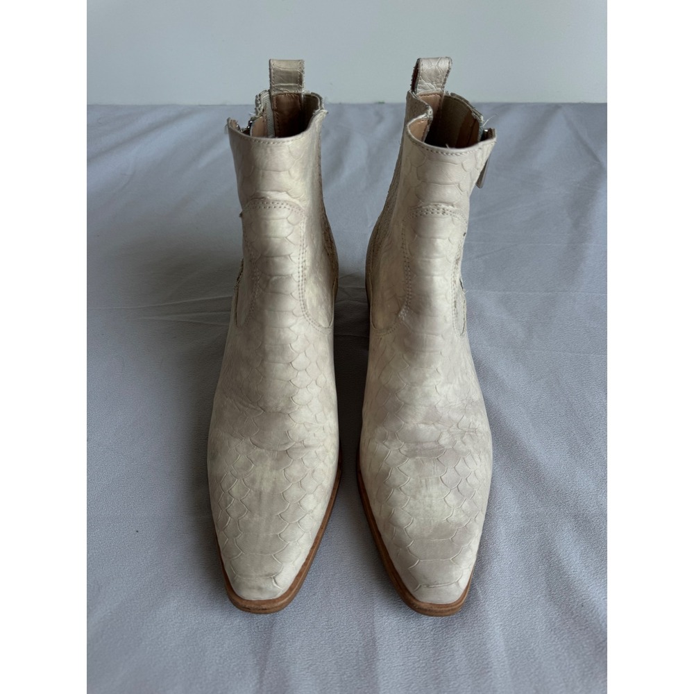 Donald Pliner Cream Snakeskin Embossed Leather Western Ankle Boots Pointed Toe 8